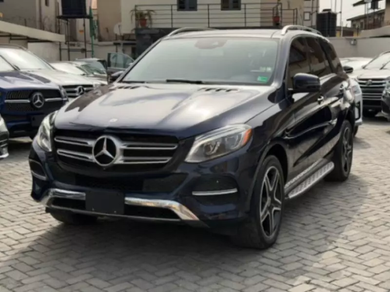Mercedes-Benz GLE-Class   - 2016