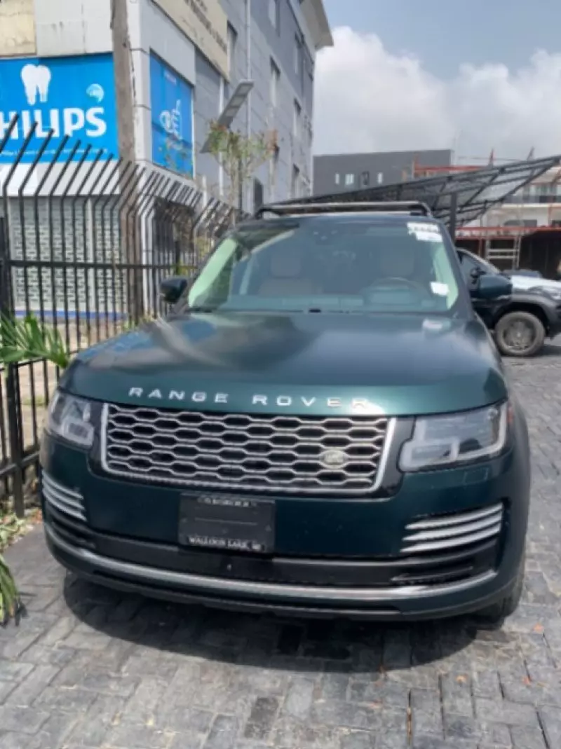 RANGE ROVER Autobiography