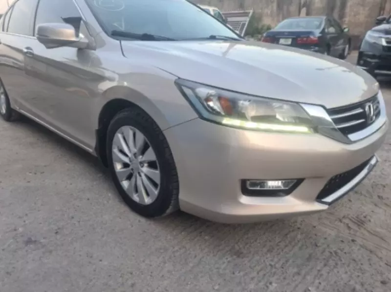Honda Accord   - 2014