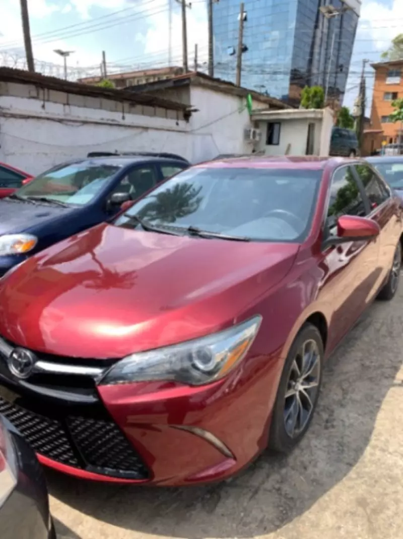 Toyota Camry   - 2017