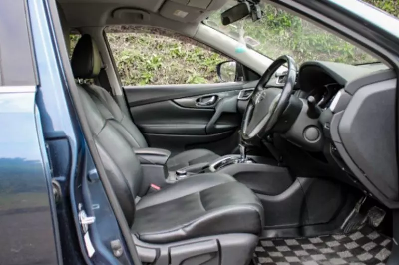 Nissan X- trail   - 2016