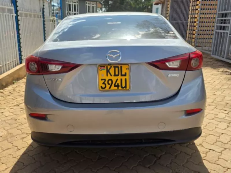 Mazda Axela    - 2016