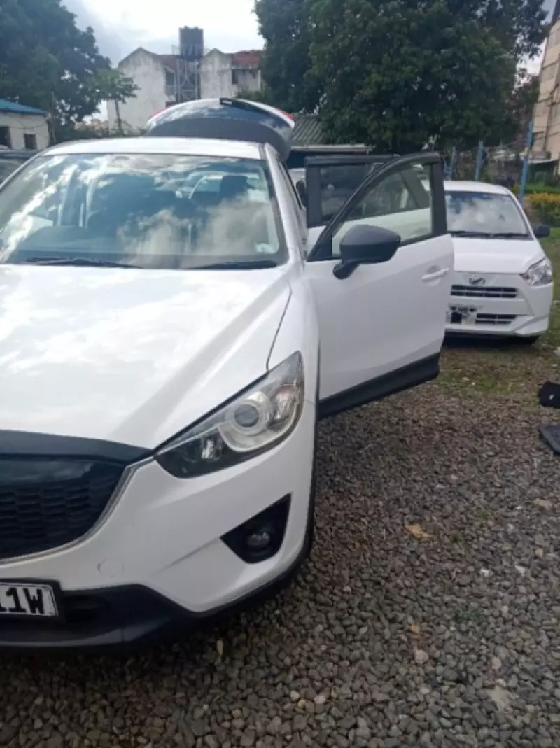 Mazda 121   - 2012