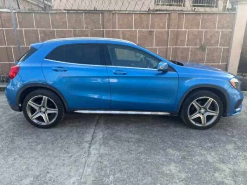 Mercedes-Benz GLA 250