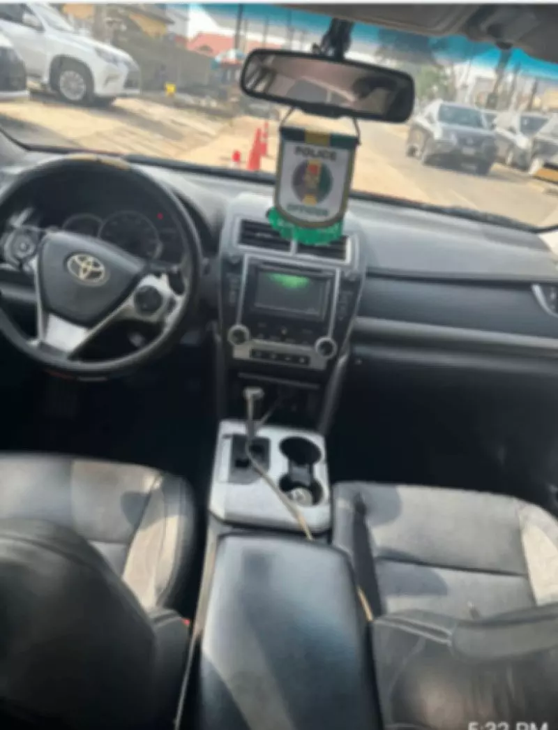 Toyota Camry   - 2012