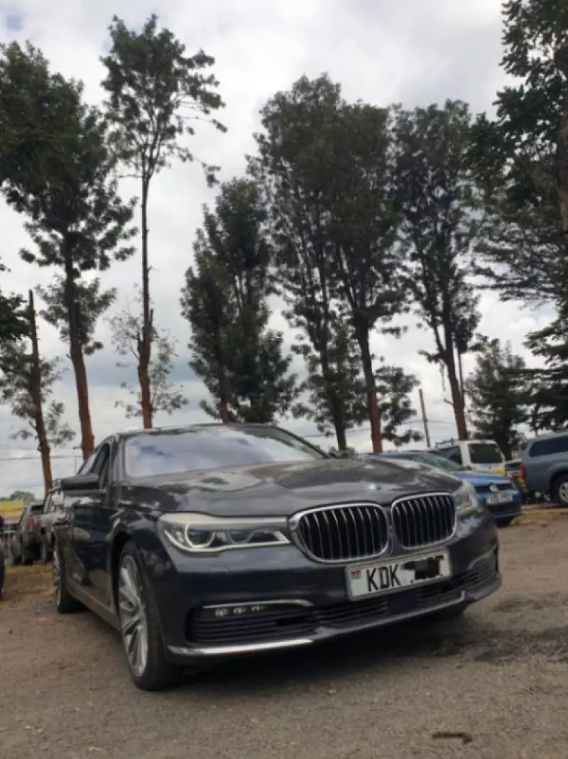 BMW 740 li   - 2016