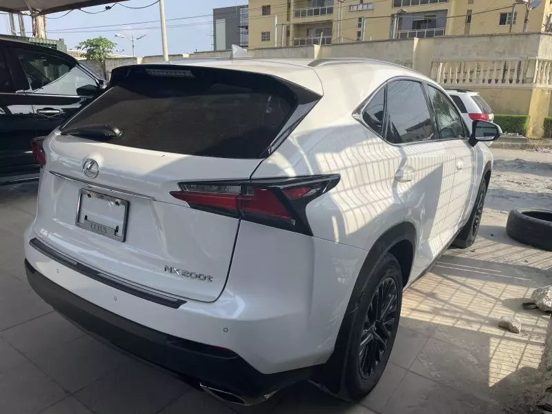 Lexus NX 200T   - 2016