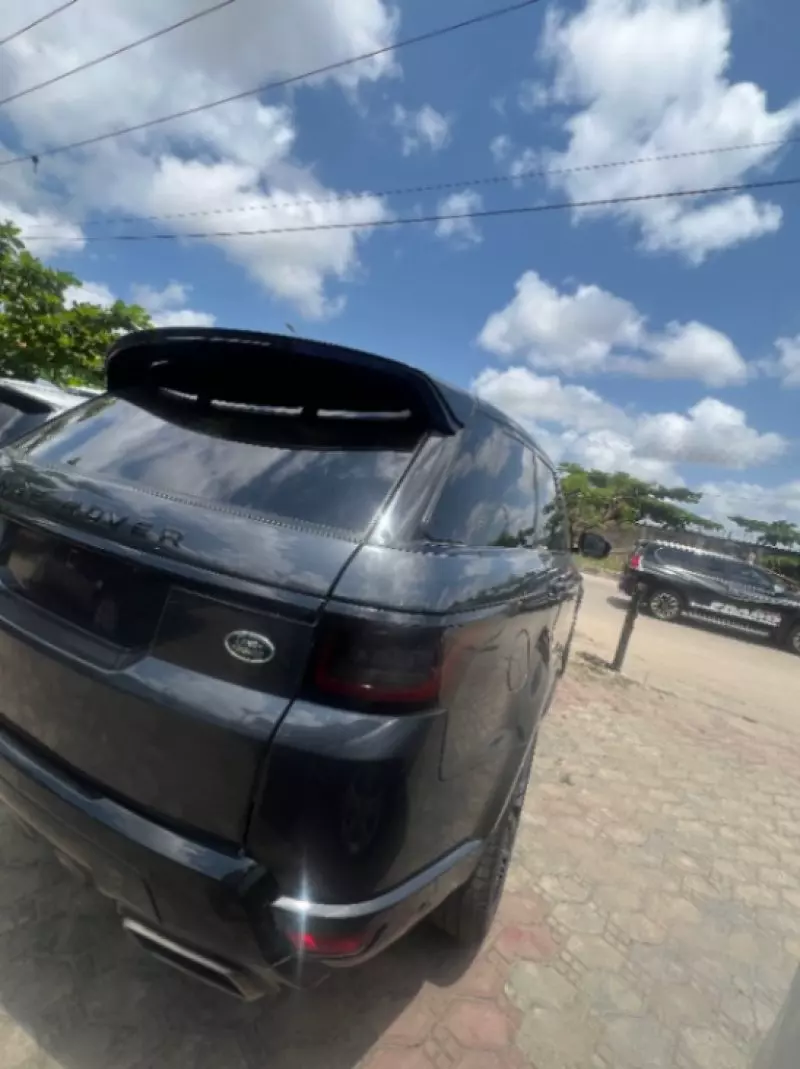 Land Rover Range Rover Sport   - 2018