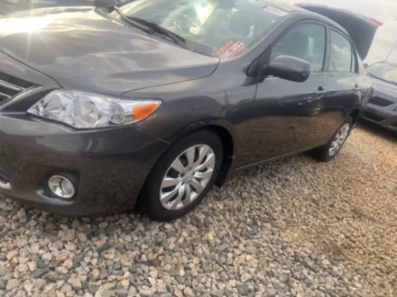 Toyota Corolla   - 2013