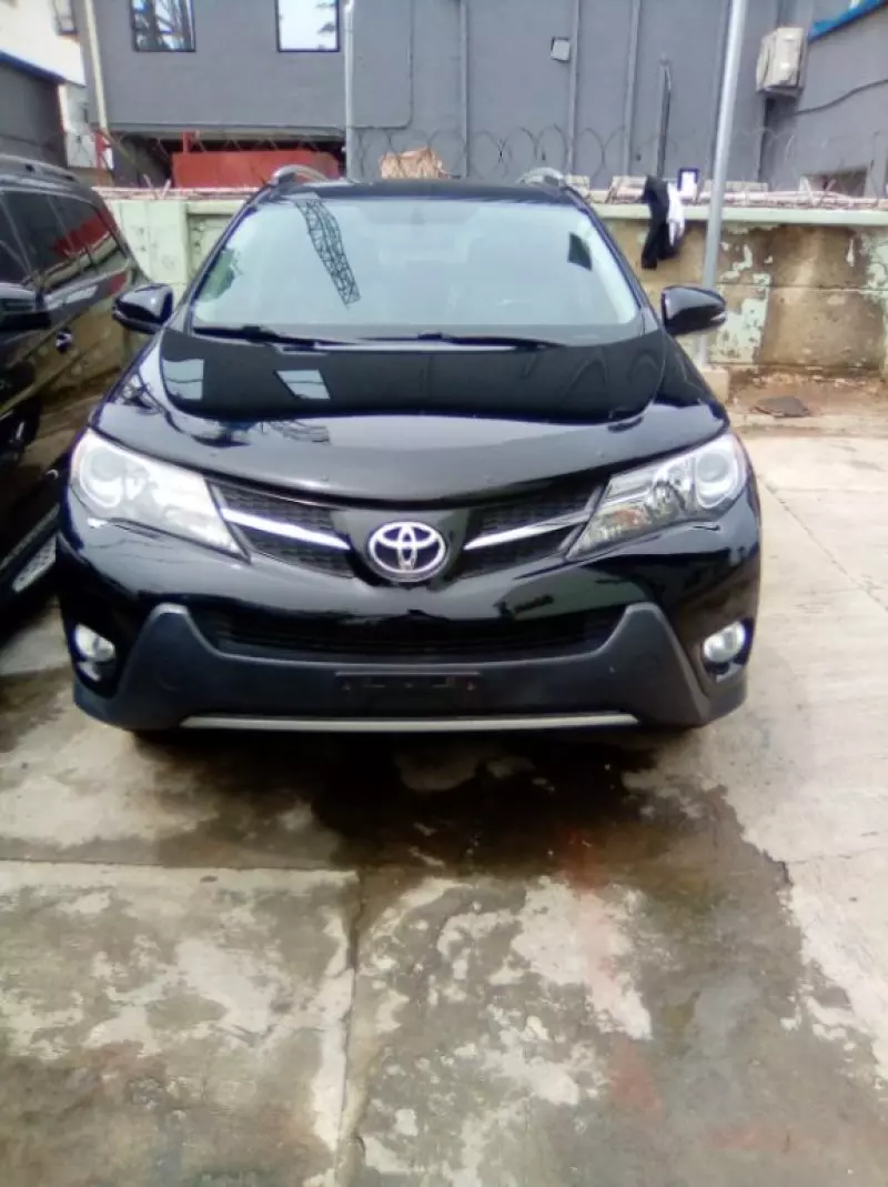 Toyota Rav4   - 2013