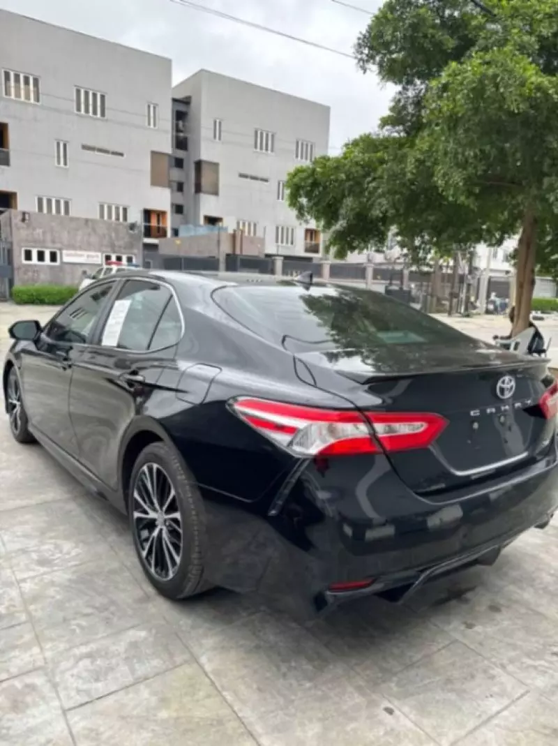 Toyota Camry   - 2020
