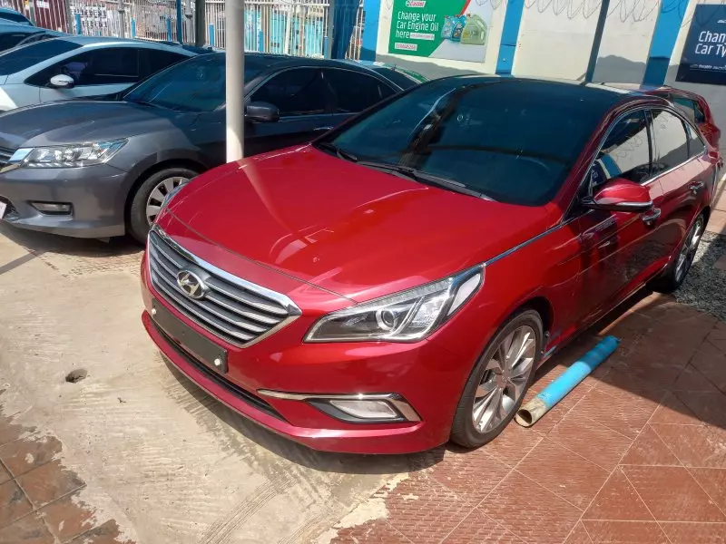 Hyundai Sonata   - 2017