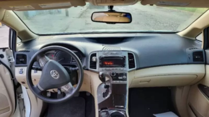 Toyota Venza   - 2011