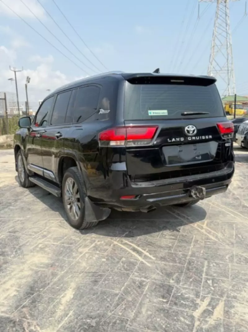 Toyota Land Cruiser GXR