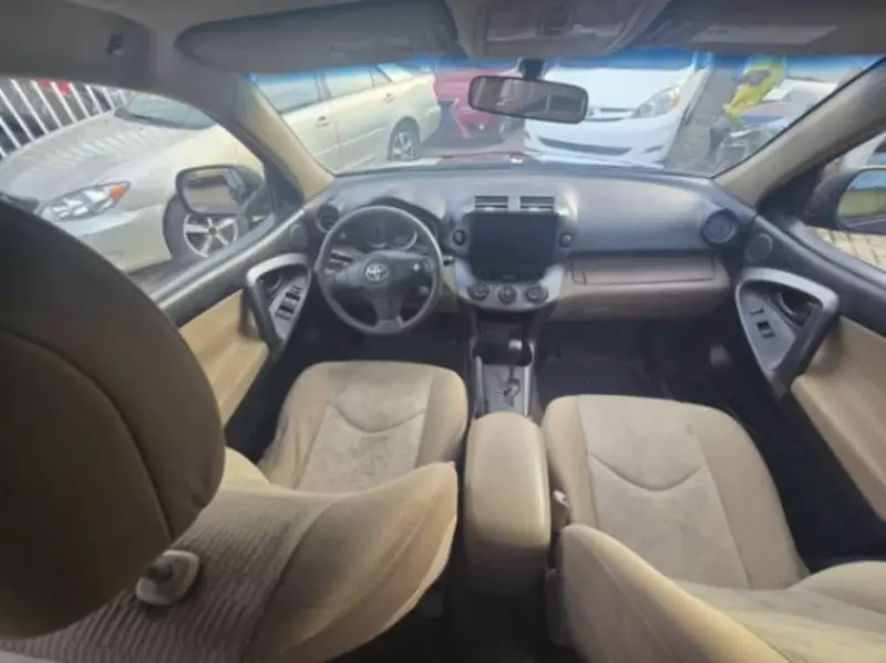 Toyota RAV4   - 2009