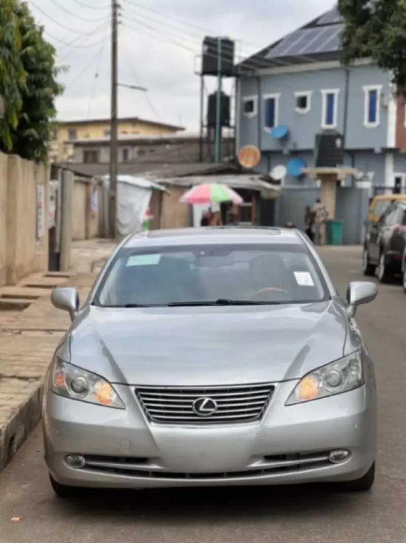 Lexus ES 350   - 2009