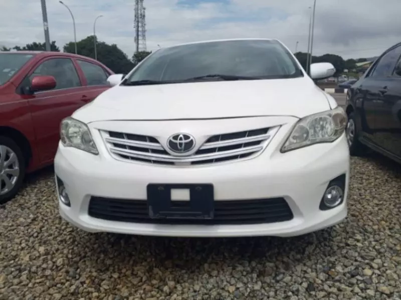 Toyota Corolla   - 2012