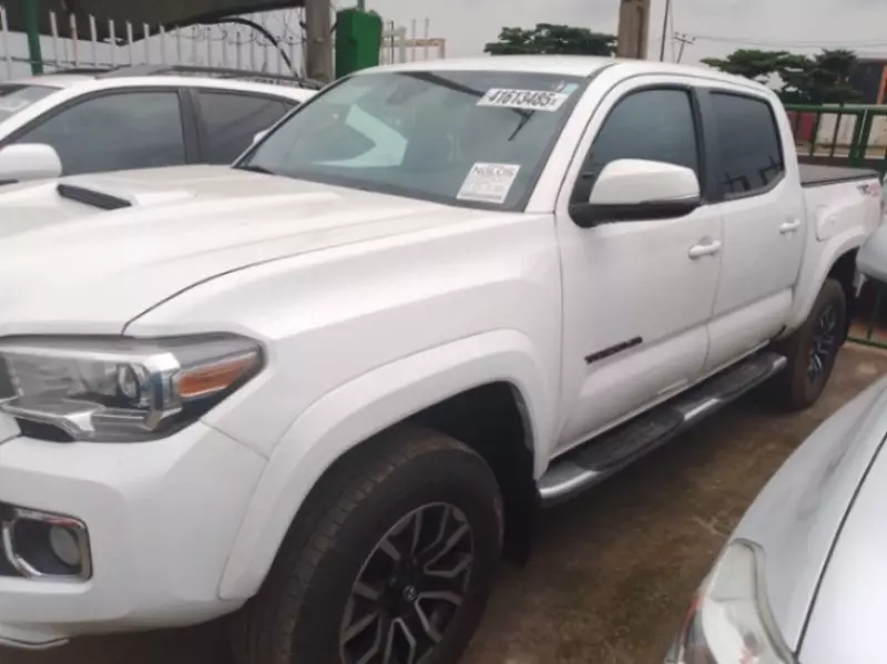 Toyota Tacoma   - 2020