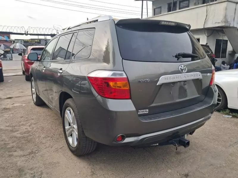Toyota Highlander   - 2008