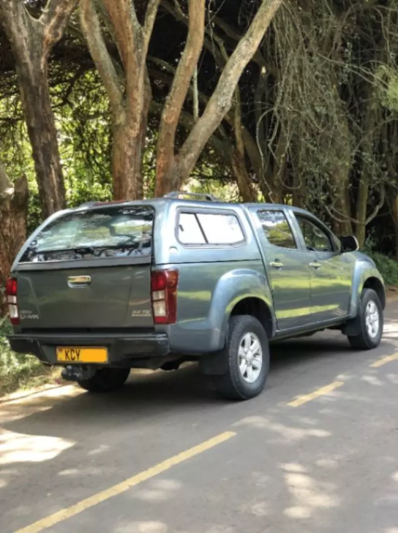 Isuzu D-Max   - 2011