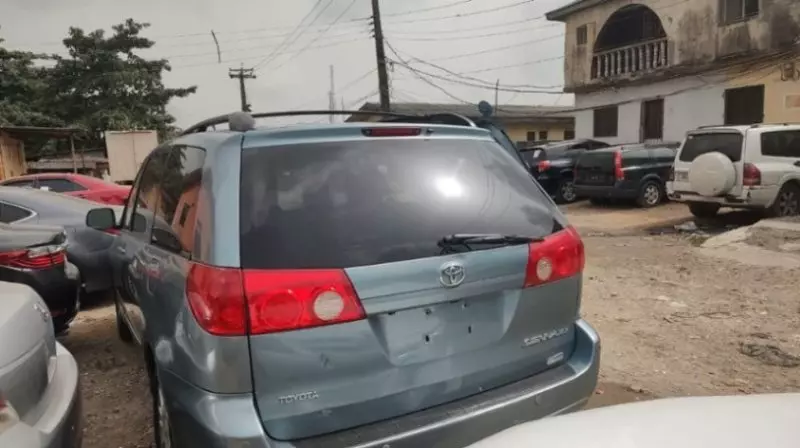 Toyota Sienna - 2008