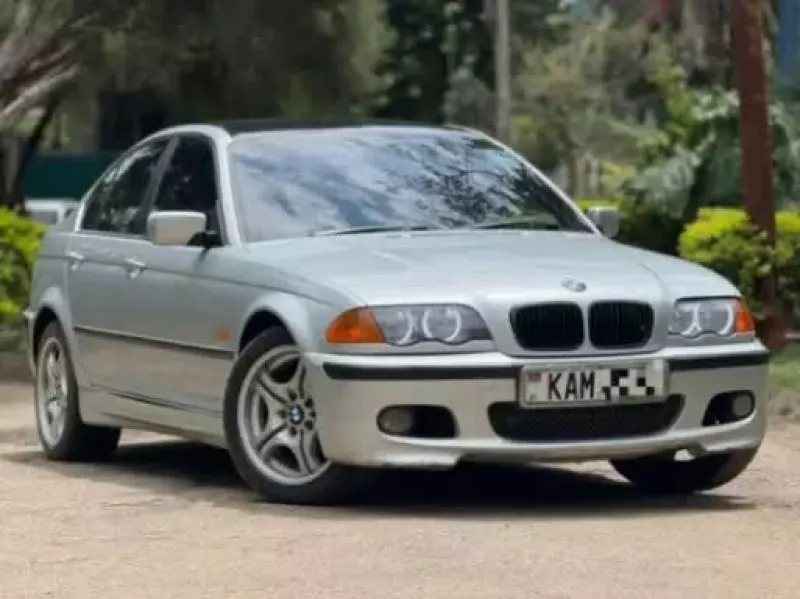 BMW 320i