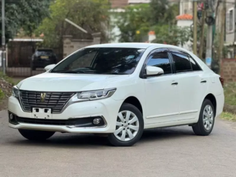 Toyota Premio    - 2018