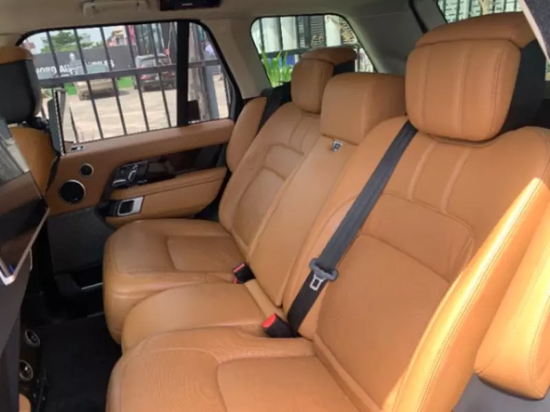 RANGE ROVER Autobiography