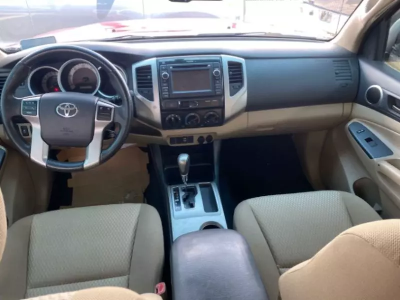 Toyota Tacoma   - 2013