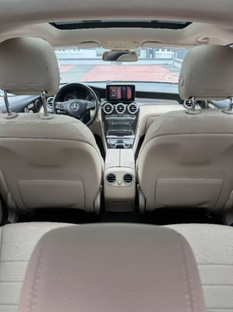 Mercedes-Benz GLC 300   - 2016