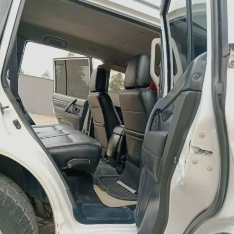 Mitsubishi Pajero Exceed    - 2011