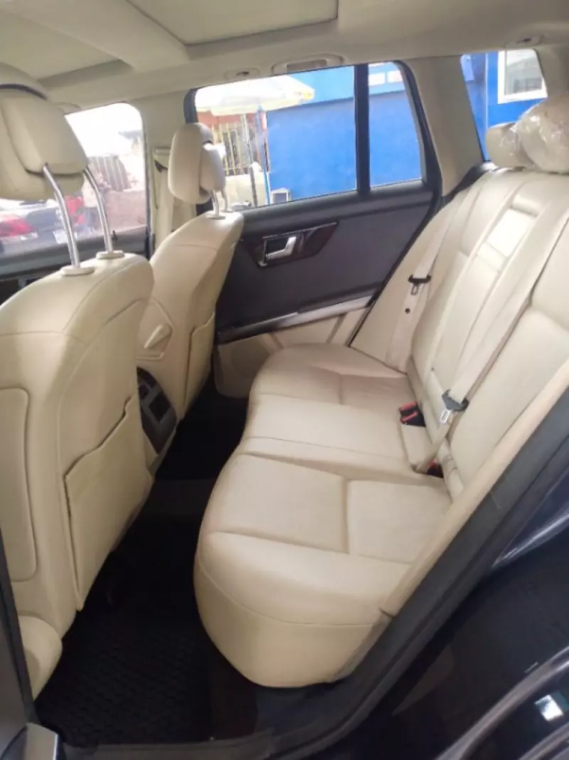 Mercedes-Benz GLK 350   - 2013
