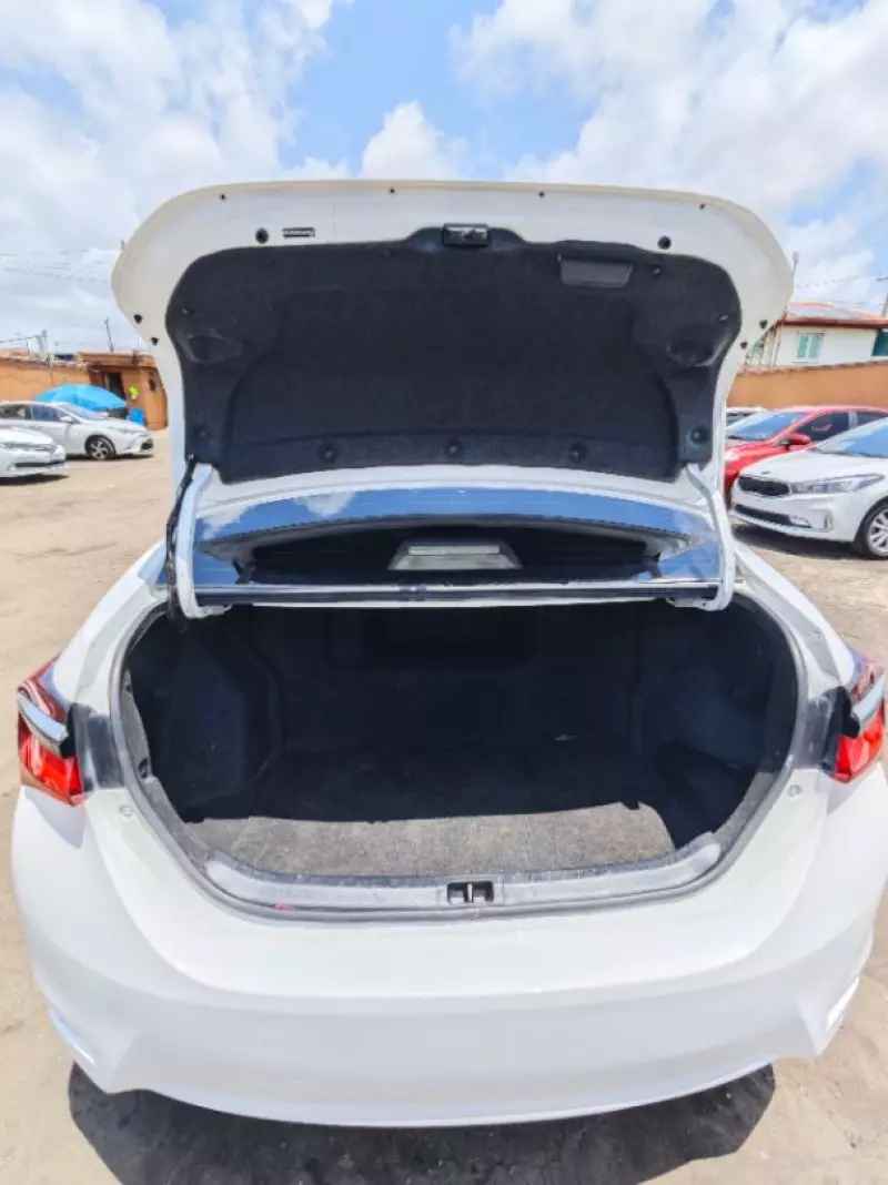 Toyota Corolla   - 2018