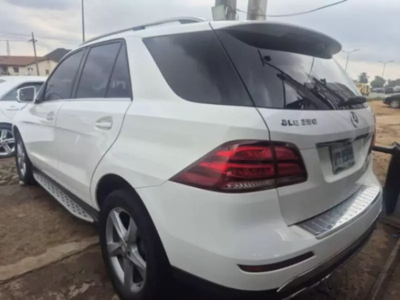 Mercedes-Benz GLE 350 - 2018