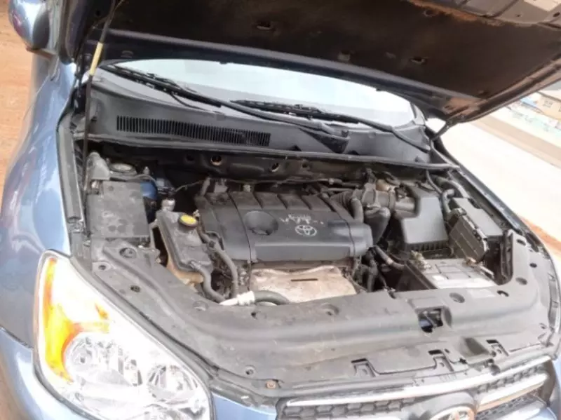 Toyota RAV 4   - 2009