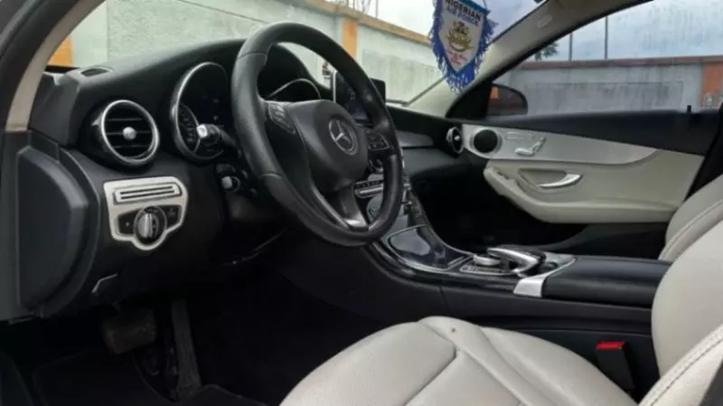 Mercedes-Benz C 300 - 2015