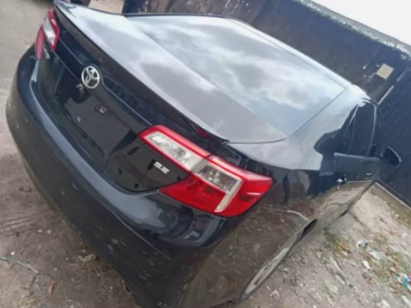 Toyota camry   - 2014