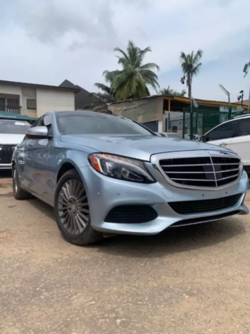 Mercedes-Benz C 300 - 2016