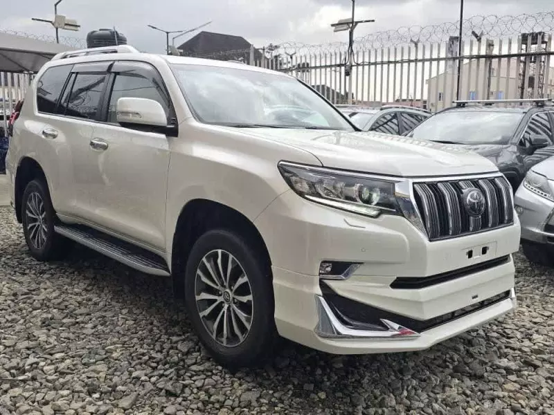 Toyota Landcruiser Prado