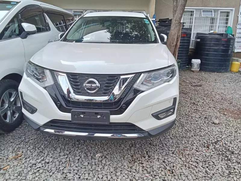 Nissan X-Trail   - 2018