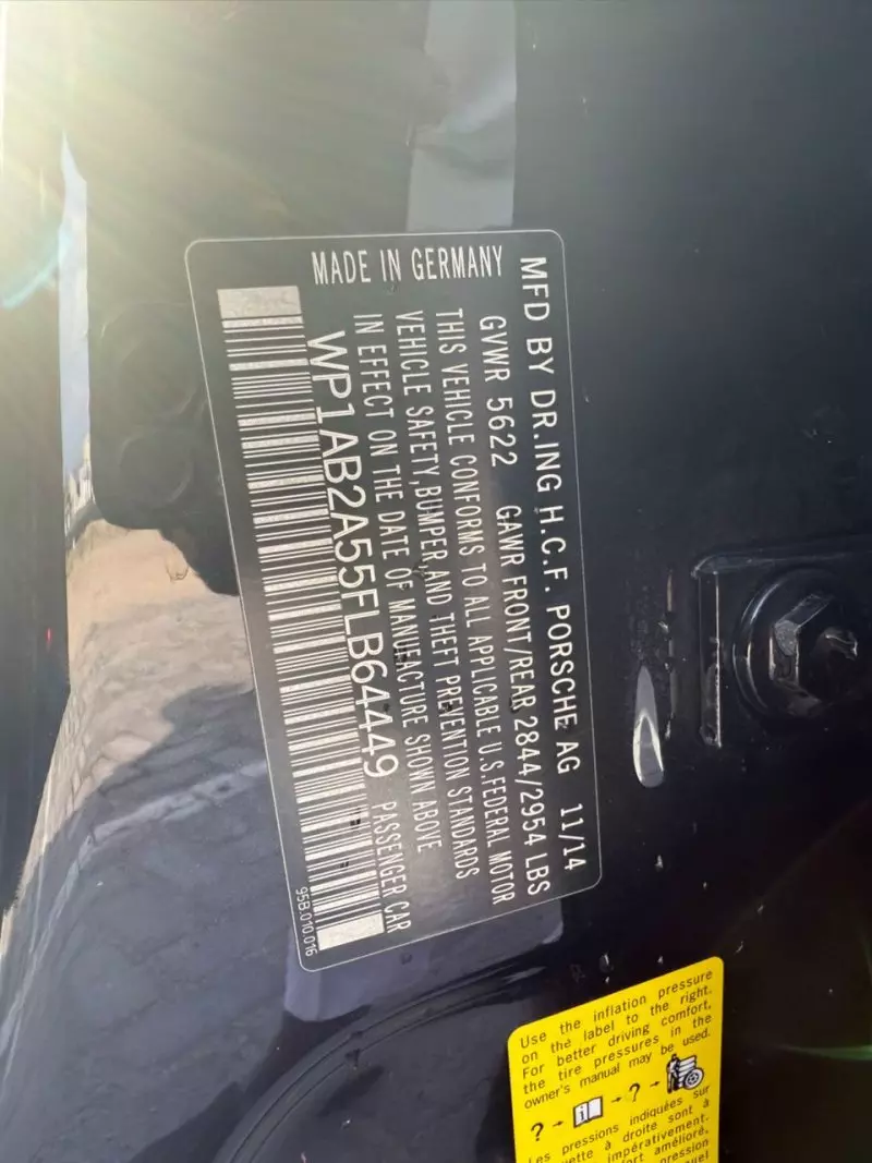 PORSCHE Macan - 2015