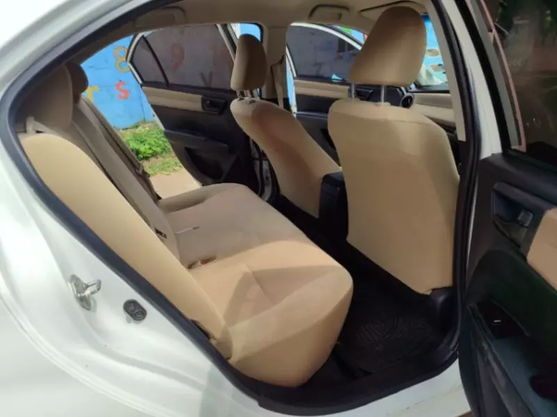Toyota Axio    - 2013