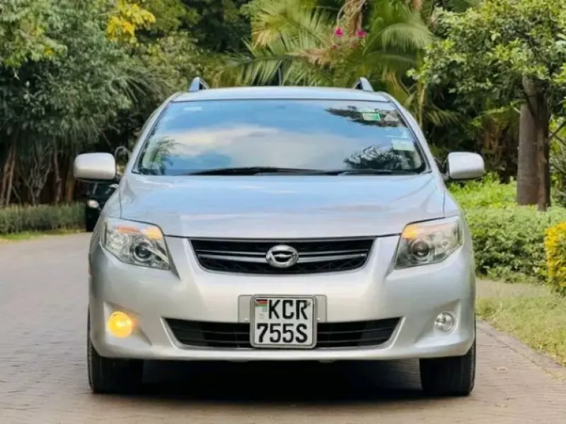 Toyota Fielder    - 2011