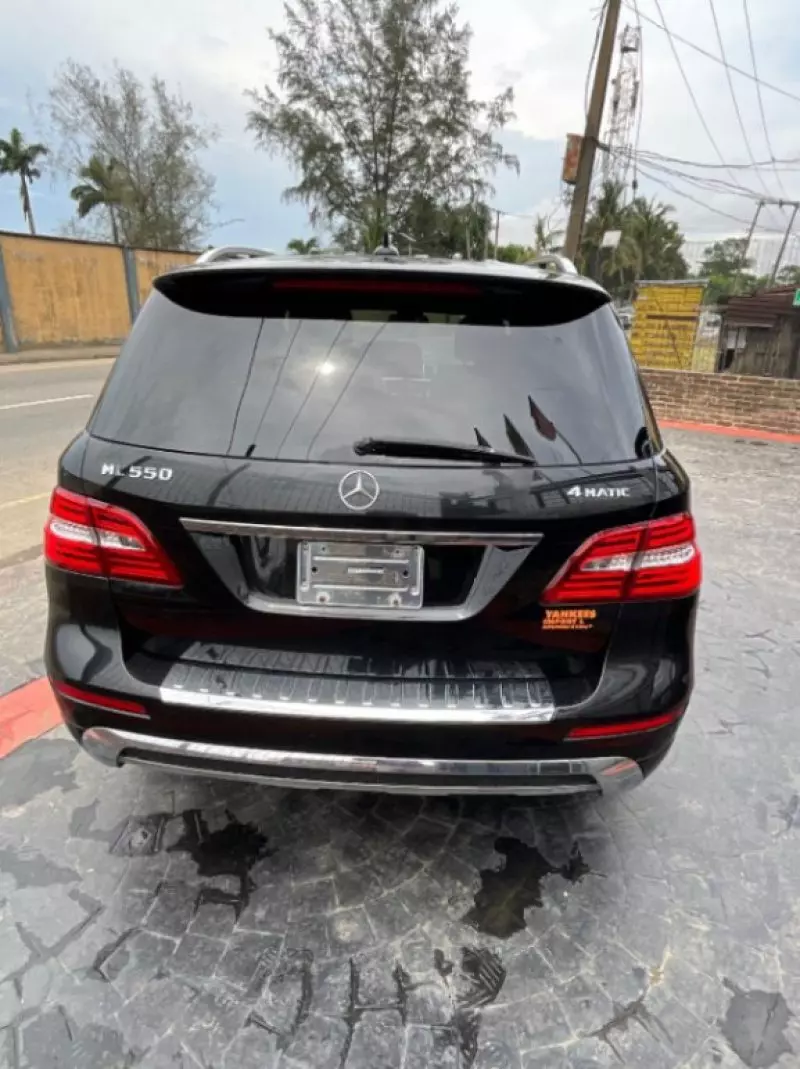 Mercedes-Benz ML 550   - 2014