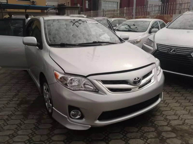 Toyota Corolla   - 2013