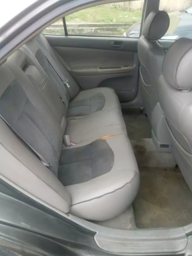 Toyota Camry   - 2003