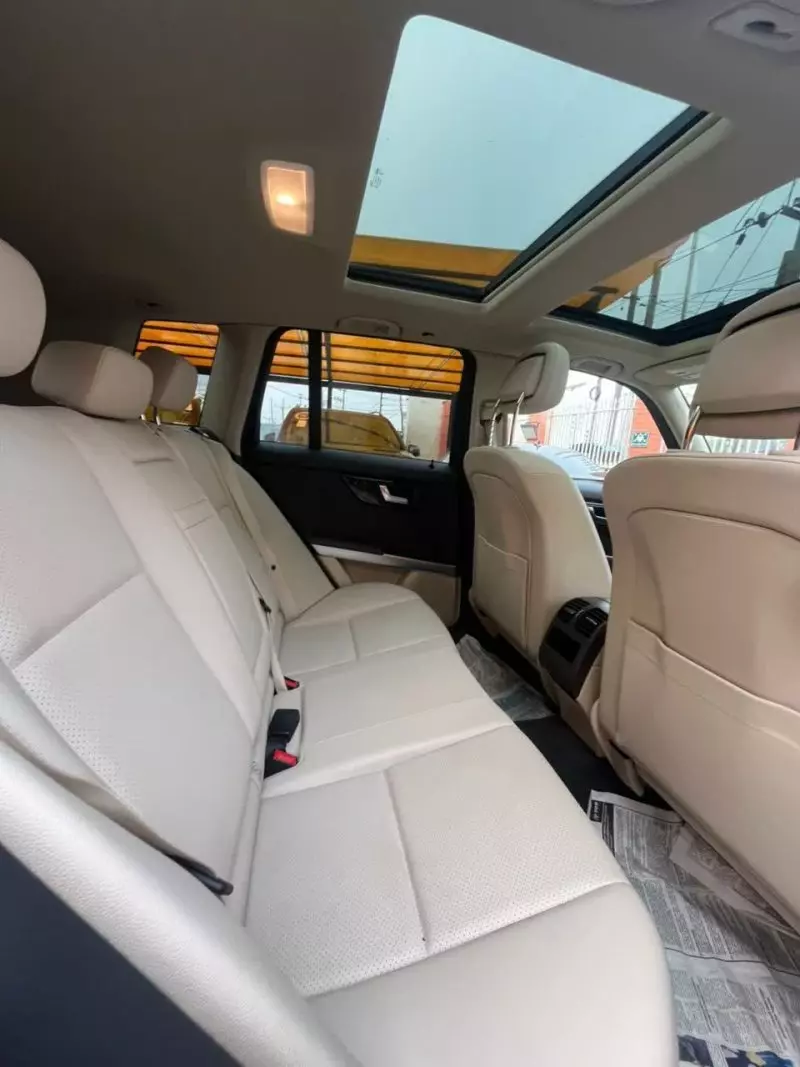 Mercedes-Benz GLK 350   - 2015