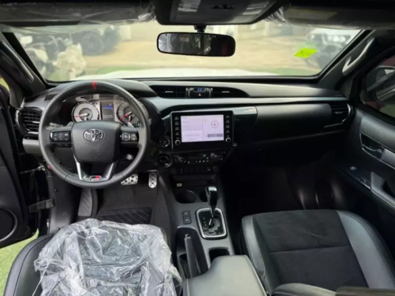 Toyota Camry   - 2019