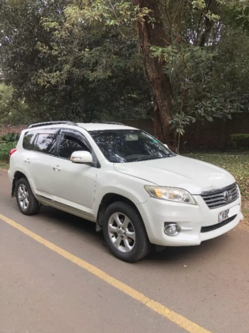 Toyota Vanguard    - 2013