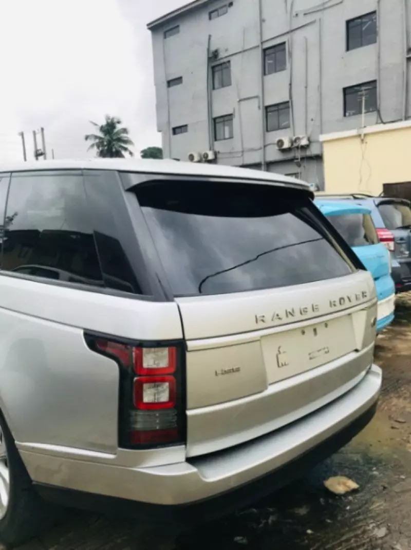 RANGE ROVER HSE LR4   - 2015